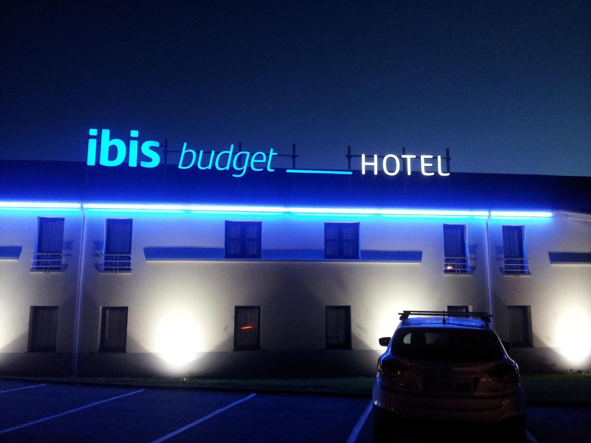 Ibis Budget Redon Exterior photo