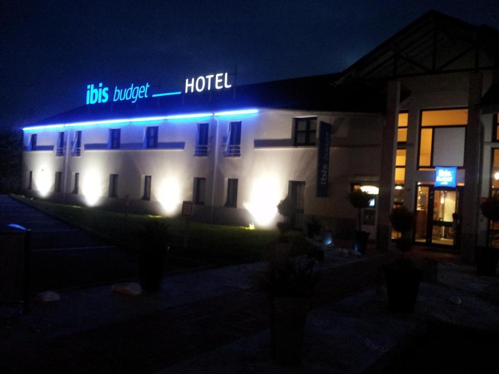 Ibis Budget Redon Exterior photo