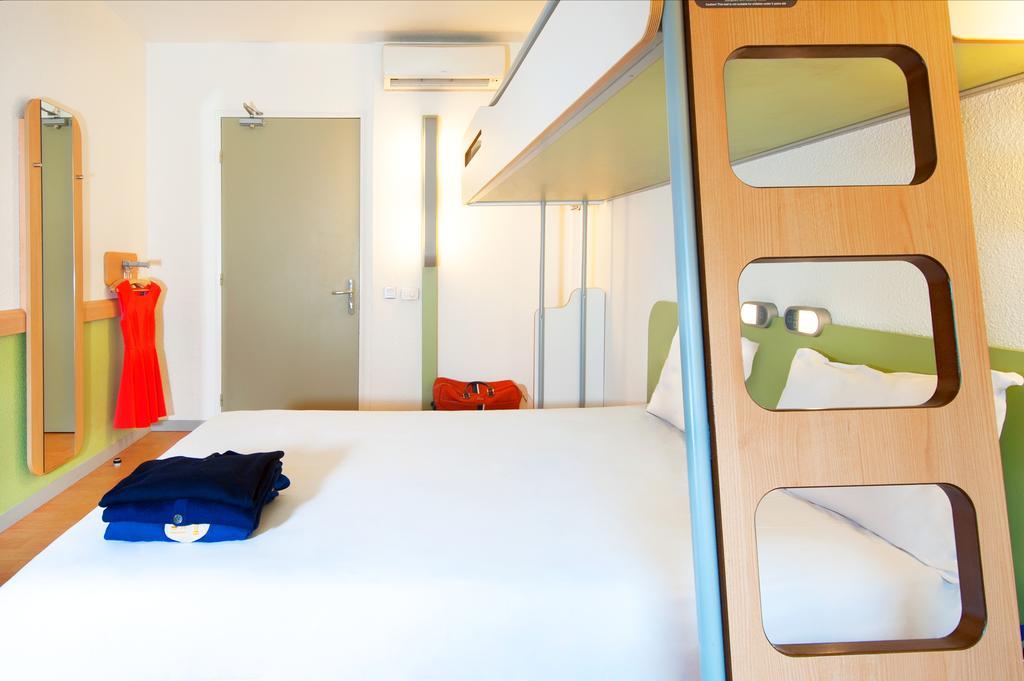 Ibis Budget Redon Exterior photo